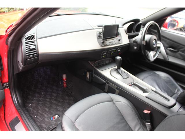 Ｚ４ ２．５ｉ　検査７年１１月２１日／記録簿／走行９０９００ｋｍ／ＲＡＹＳ１９アルミ／ビルシュタインサスペンション／ブラックレザー／パワーシート／シートヒーター／クルーズコントロール／レーダー／ＥＴＣ／ＨＩＤヘッド（36枚目）