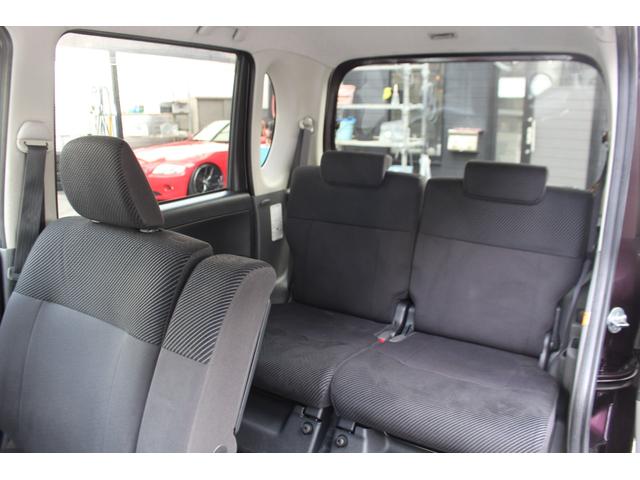 タント カスタムX 検査9年11月/走行95900km/記録簿/社外CD/スライドドア/タイミングチェーン車(32枚目)