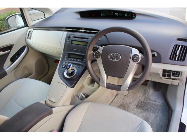 プリウス Ｓ　検査９年１１月／走行１１１５００ｋｍ／１オーナー／禁煙車／記録簿／ＥＴＣ／タイミングチェーン車（27枚目）