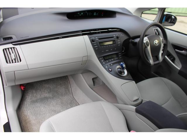 プリウス Ｓ　検査９年１１月／走行１１１５００ｋｍ／１オーナー／禁煙車／記録簿／ＥＴＣ／タイミングチェーン車（38枚目）