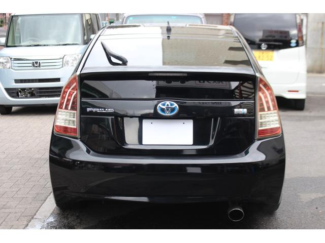 プリウス Ｇ　検査７年１１月／Ｇ，Ｓアルミ／ドラレコ／レーダー／ムーンルーフソーラー付／純正ＨＤＤナビ／フルセグＴＶ／バックカメラ／ＥＴＣ／社外マフラー／車高調／ＵＳヘッドライト／社外テール／タイミングチェーン車（7枚目）