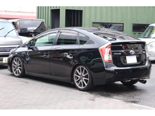 プリウス Ｇ　検査７年１１月／Ｇ，Ｓアルミ／ドラレコ／レーダー／ムーンルーフソーラー付／純正ＨＤＤナビ／フルセグＴＶ／バックカメラ／ＥＴＣ／社外マフラー／車高調／ＵＳヘッドライト／社外テール／タイミングチェーン車（8枚目）