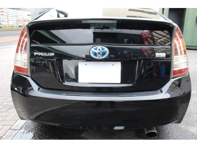 プリウス Ｇ　検査７年１１月／Ｇ，Ｓアルミ／ドラレコ／レーダー／ムーンルーフソーラー付／純正ＨＤＤナビ／フルセグＴＶ／バックカメラ／ＥＴＣ／社外マフラー／車高調／ＵＳヘッドライト／社外テール／タイミングチェーン車（15枚目）