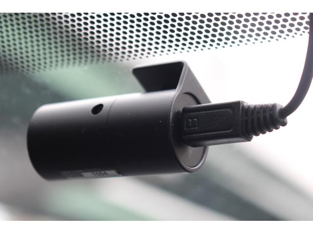 プリウス Ｇ　検査７年１１月／Ｇ，Ｓアルミ／ドラレコ／レーダー／ムーンルーフソーラー付／純正ＨＤＤナビ／フルセグＴＶ／バックカメラ／ＥＴＣ／社外マフラー／車高調／ＵＳヘッドライト／社外テール／タイミングチェーン車（31枚目）