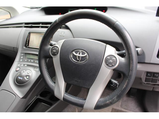 プリウス Ｇ　検査７年１１月／Ｇ，Ｓアルミ／ドラレコ／レーダー／ムーンルーフソーラー付／純正ＨＤＤナビ／フルセグＴＶ／バックカメラ／ＥＴＣ／社外マフラー／車高調／ＵＳヘッドライト／社外テール／タイミングチェーン車（32枚目）