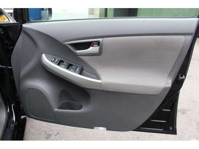 プリウス Ｇ　検査７年１１月／Ｇ，Ｓアルミ／ドラレコ／レーダー／ムーンルーフソーラー付／純正ＨＤＤナビ／フルセグＴＶ／バックカメラ／ＥＴＣ／社外マフラー／車高調／ＵＳヘッドライト／社外テール／タイミングチェーン車（36枚目）