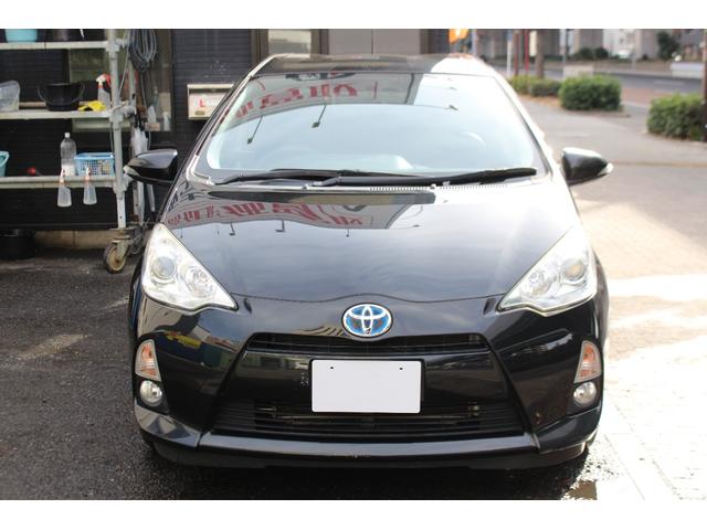 アクア Ｓ　検査９年１１月／黒革調シートカバー／社外ナビ／ＴＶ／ＥＴＣ／社外アルミ／タイミングチェーン車（3枚目）