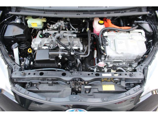 アクア Ｓ　検査９年１１月／黒革調シートカバー／社外ナビ／ＴＶ／ＥＴＣ／社外アルミ／タイミングチェーン車（24枚目）