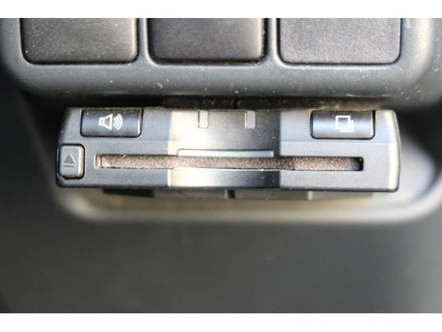 アクア Ｓ　検査９年１１月／黒革調シートカバー／社外ナビ／ＴＶ／ＥＴＣ／社外アルミ／タイミングチェーン車（25枚目）