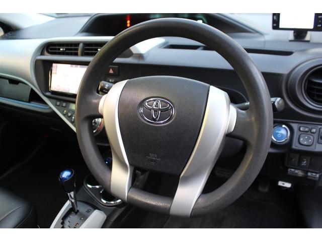 アクア Ｓ　検査９年１１月／黒革調シートカバー／社外ナビ／ＴＶ／ＥＴＣ／社外アルミ／タイミングチェーン車（31枚目）