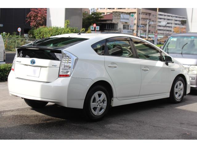 プリウス Ｓ　検査８年５月／２０２４年製タイヤ／社外ナビ／ＴＶ／ＥＴＣ／バックモニター／タイミングチェーン車（6枚目）