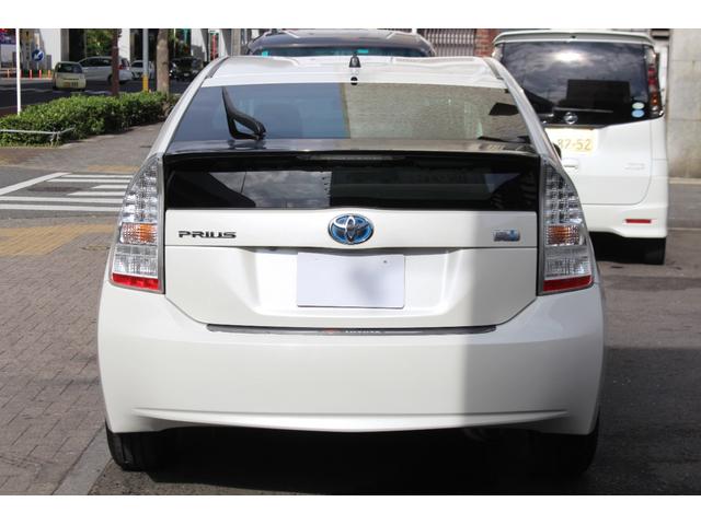 プリウス Ｓ　検査８年５月／２０２４年製タイヤ／社外ナビ／ＴＶ／ＥＴＣ／バックモニター／タイミングチェーン車（7枚目）