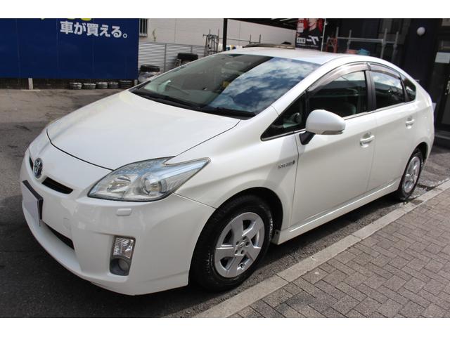 プリウス Ｓ　検査８年５月／２０２４年製タイヤ／社外ナビ／ＴＶ／ＥＴＣ／バックモニター／タイミングチェーン車（10枚目）