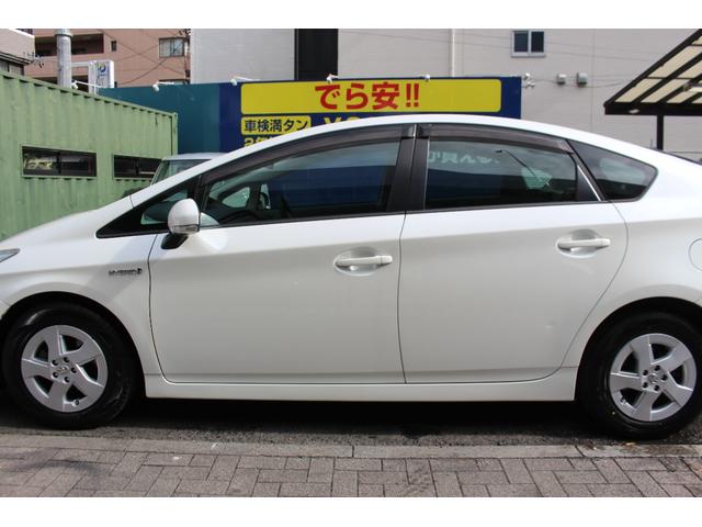 プリウス Ｓ　検査８年５月／２０２４年製タイヤ／社外ナビ／ＴＶ／ＥＴＣ／バックモニター／タイミングチェーン車（13枚目）