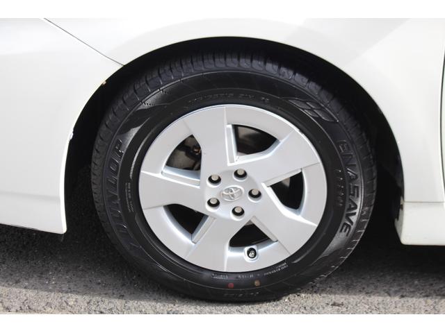 プリウス Ｓ　検査８年５月／２０２４年製タイヤ／社外ナビ／ＴＶ／ＥＴＣ／バックモニター／タイミングチェーン車（20枚目）