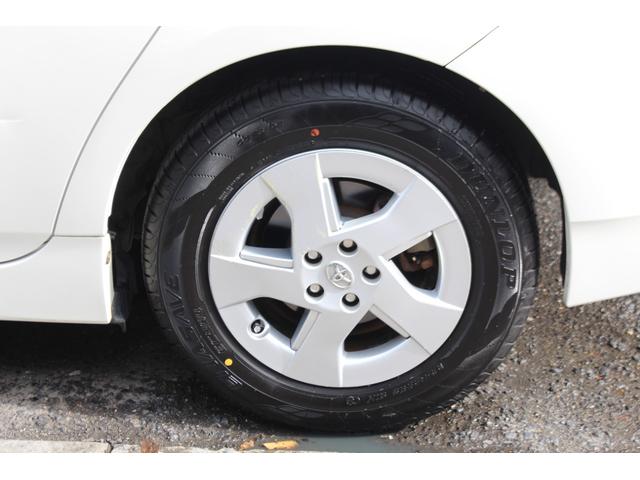 プリウス Ｓ　検査８年５月／２０２４年製タイヤ／社外ナビ／ＴＶ／ＥＴＣ／バックモニター／タイミングチェーン車（22枚目）