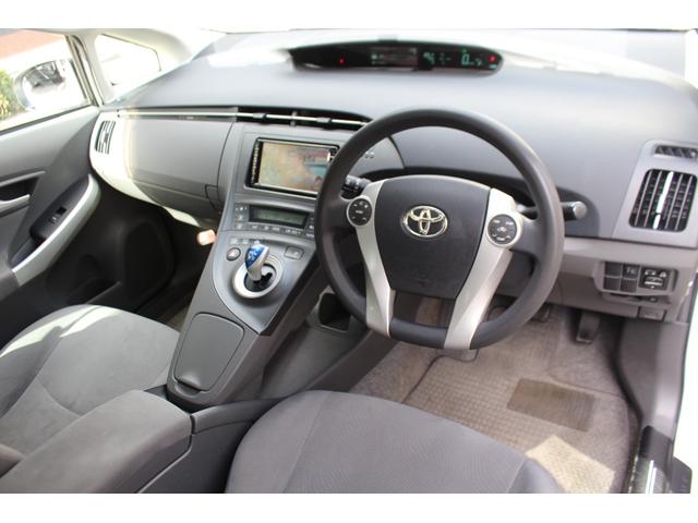 プリウス Ｓ　検査８年５月／２０２４年製タイヤ／社外ナビ／ＴＶ／ＥＴＣ／バックモニター／タイミングチェーン車（31枚目）