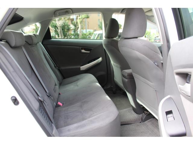 プリウス Ｓ　検査８年５月／２０２４年製タイヤ／社外ナビ／ＴＶ／ＥＴＣ／バックモニター／タイミングチェーン車（34枚目）