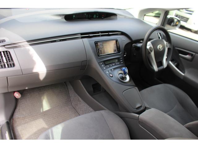 プリウス Ｓ　検査８年５月／２０２４年製タイヤ／社外ナビ／ＴＶ／ＥＴＣ／バックモニター／タイミングチェーン車（40枚目）