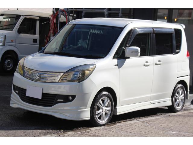 ソリオ ブラック＆ホワイトＩＩ　アイドリングストップ　検査８年３月／走行１１３２００ｋｍ／整備記録簿／純正フルエアロ／社外ナビ／電動スライドドア／ＥＴＣ／シートヒーター／ＬＥＤヘッドライト（2枚目）