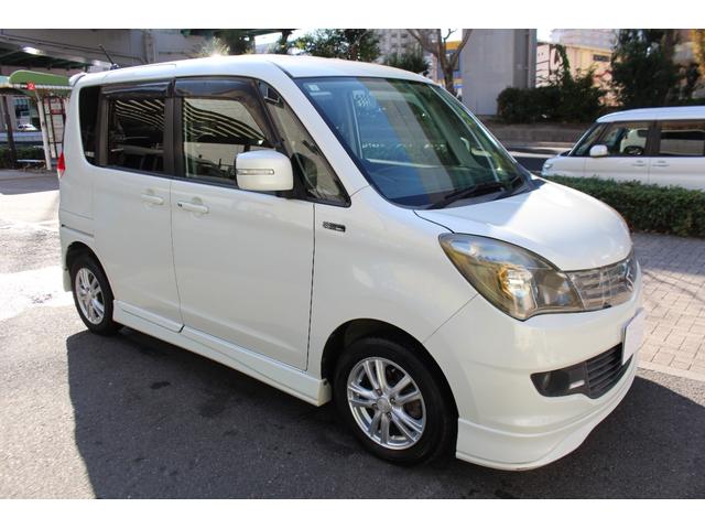 ソリオ ブラック＆ホワイトＩＩ　アイドリングストップ　検査８年３月／走行１１３２００ｋｍ／整備記録簿／純正フルエアロ／社外ナビ／電動スライドドア／ＥＴＣ／シートヒーター／ＬＥＤヘッドライト（12枚目）