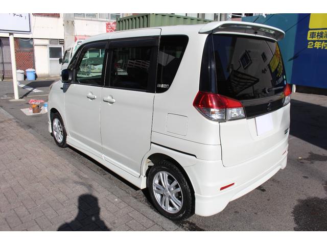 ソリオ ブラック＆ホワイトＩＩ　アイドリングストップ　検査８年３月／走行１１３２００ｋｍ／整備記録簿／純正フルエアロ／社外ナビ／電動スライドドア／ＥＴＣ／シートヒーター／ＬＥＤヘッドライト（14枚目）