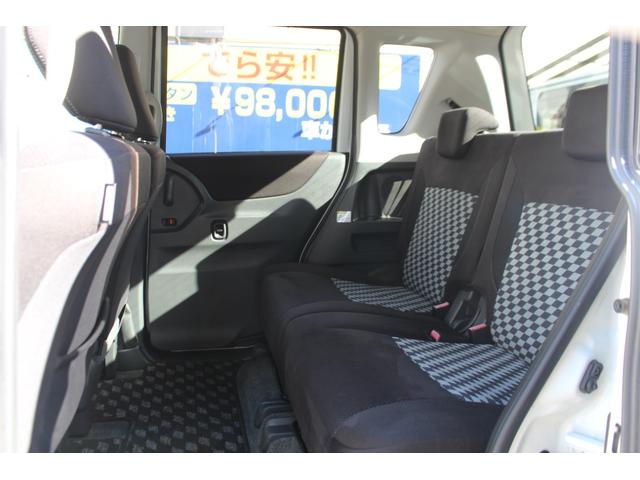 ソリオ ブラック＆ホワイトＩＩ　アイドリングストップ　検査８年３月／走行１１３２００ｋｍ／整備記録簿／純正フルエアロ／社外ナビ／電動スライドドア／ＥＴＣ／シートヒーター／ＬＥＤヘッドライト（36枚目）