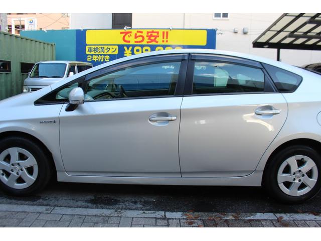 プリウス S 検査8年12月/整備記録簿/社外ナビ/地デジ/バックカメラ/スマートキー/タイミングチェーン車(13枚目)