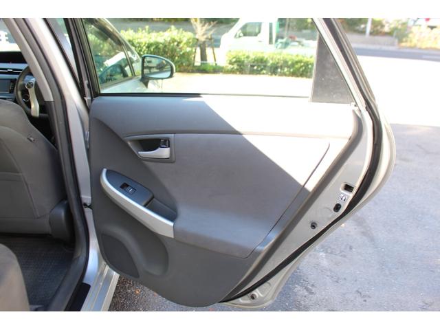 プリウス S 検査8年12月/整備記録簿/社外ナビ/地デジ/バックカメラ/スマートキー/タイミングチェーン車(35枚目)