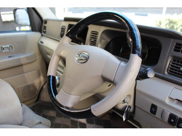 アトレーワゴン カスタムターボＲＳリミテッド　検査９年９月／走行１００１００ｋｍ／整備記録簿／ウッドコンビニハンドル／サンバイザー／プライバシーガラス／純正フルエアロ＆アルミ／前タイヤ２０２５年製造／リアタイヤ２０２３年製造（27枚目）