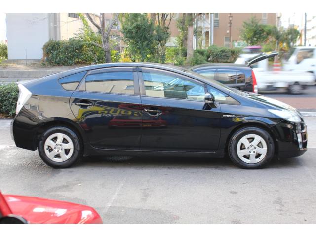 プリウス S 検査9年12月/1オーナー/禁煙車/整備記録簿/社外ナビ/TV/バックカメラ/ビルトインETC/スマートキー/タイミングチェーン車(5枚目)