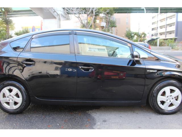 プリウス S 検査9年12月/1オーナー/禁煙車/整備記録簿/社外ナビ/TV/バックカメラ/ビルトインETC/スマートキー/タイミングチェーン車(17枚目)