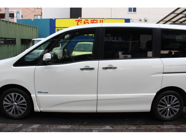 セレナ ハイウェイスター　Ｖセレ＋セーフティ　ＳＨＶ　Ａセフ　検査８年６月／ナビ／ＴＶ／バックモニター／アラウンドビューモニター／両側電動スライドドア（13枚目）