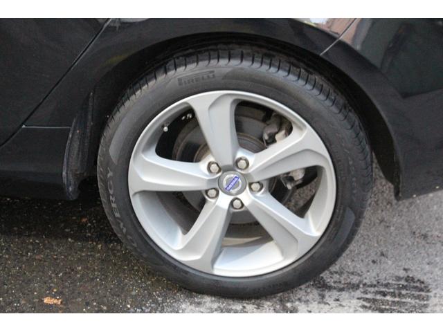 Ｖ４０ Ｔ４　ＳＥ　検査８年６月／レザーシート／パノラマガラスルーフ／純正ナビ／ＴＶ／バックモニター（22枚目）