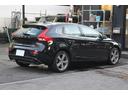 Ｖ４０ Ｔ４　ＳＥ　検査８年６月／レザーシート／パノラマガラスルーフ／純正ナビ／ＴＶ／バックモニター（6枚目）