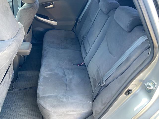 プリウス G バックカメラ ナビ TV クリアランスソナー オートクルーズコントロール オートライト サンルーフ スマートキー 電動格納ミラー CVT 盗難防止システム 衝突安全ボディ ABS ESC CD(32枚目)