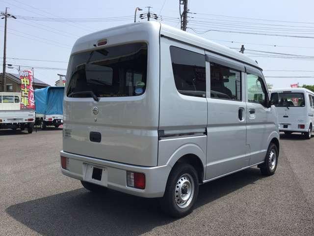 日産 ＮＶ１００クリッパーバン