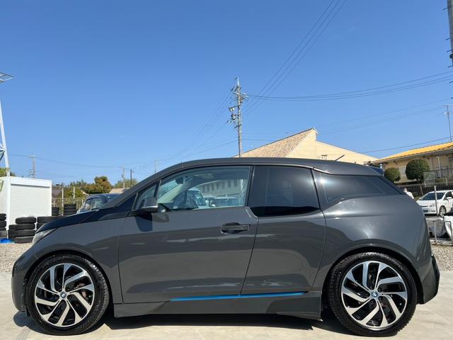 ｉ３ レンジ・エクステンダー装備車　レンジ・エクステンダー装備車（４名）ＬＥＤヘッド　ＨＤＤナビ　バックカメラ　ＤＴＶ　ＥＴＣ（8枚目）