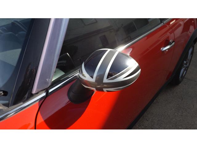 MINI クーパー HIDヘッドライト・ETC車載器・規格外17インチアルミ・プッシュスタート・CD・ラジオ・AUX・オートエアコン・MTモード付AT・イルミネーション(38枚目)