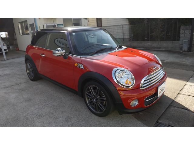 MINI クーパー HIDヘッドライト・ETC車載器・規格外17インチアルミ・プッシュスタート・CD・ラジオ・AUX・オートエアコン・MTモード付AT・イルミネーション(41枚目)