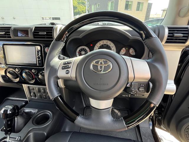 FJクルーザー ブラックカラーパッケージ BFグッドリッチオールテレーン社外ステアリングクラッツィオシートカバーデジタルインナーミラードラレコリヤデフロックA-TRACリヤコーナーセンサー(23枚目)