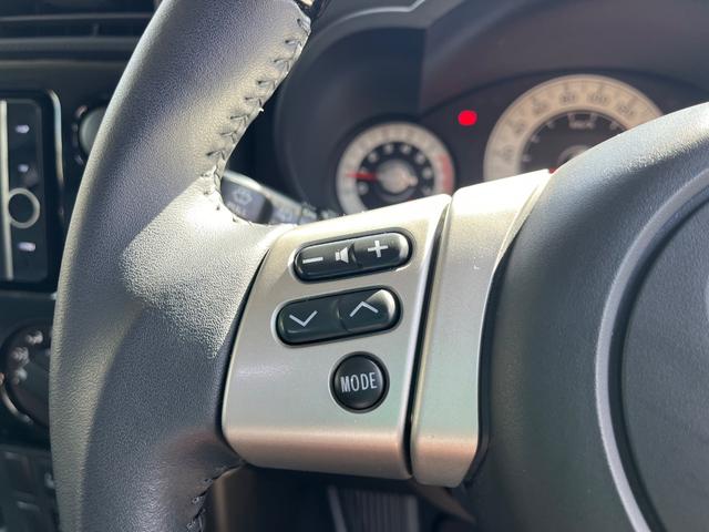 FJクルーザー ブラックカラーパッケージ BFグッドリッチオールテレーン社外ステアリングクラッツィオシートカバーデジタルインナーミラードラレコリヤデフロックA-TRACリヤコーナーセンサー(31枚目)