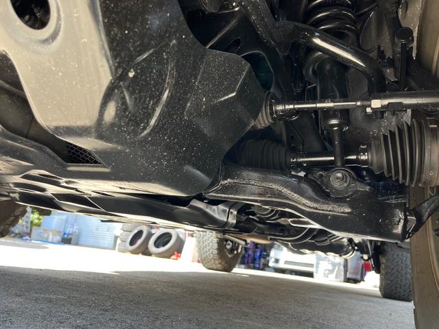 FJクルーザー ブラックカラーパッケージ BFグッドリッチオールテレーン社外ステアリングクラッツィオシートカバーデジタルインナーミラードラレコリヤデフロックA-TRACリヤコーナーセンサー(49枚目)