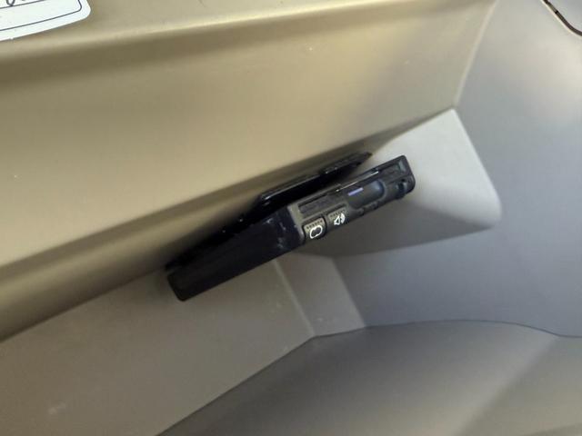 Ｎ－ＢＯＸ Ｇ・Ｌパッケージ　Ｒ７／１０　純正オーディオ　ＥＴＣ　アイドリングストップ　運転席エアバック　助手席エアバック　ＡＢＳ　横滑り防止装置　盗難防止装置　エアコン　クーラー　パワーステアリング　パワーウィンドウ　Ｓキー（31枚目）