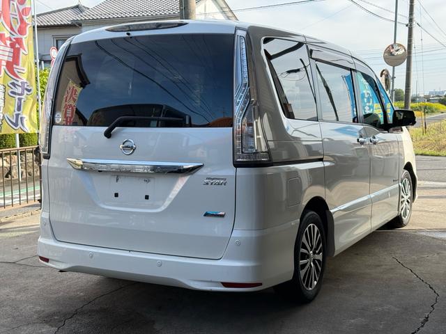 セレナ ハイウェイスターＳ－ＨＶアドバンスドセーフティパック　車検整備付き　フロントカメラ　３列　衝突軽減Ｂ　パワーステアリング　フルフラット　オートクルーズ　盗難防止装置　スマートキー　キーフリー　寒冷地仕様　アイドリングストップ　ＡＢＳ　サイドカメラ　ＰＷ（14枚目）
