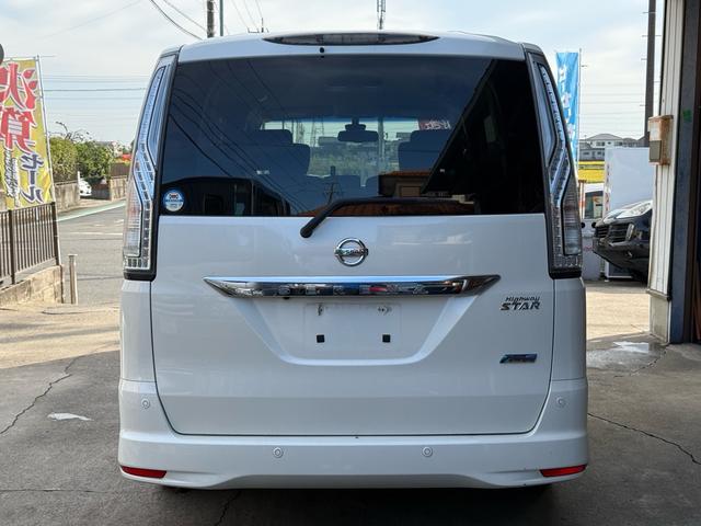 セレナ ハイウェイスターＳ－ＨＶアドバンスドセーフティパック　車検整備付き　フロントカメラ　３列　衝突軽減Ｂ　パワーステアリング　フルフラット　オートクルーズ　盗難防止装置　スマートキー　キーフリー　寒冷地仕様　アイドリングストップ　ＡＢＳ　サイドカメラ　ＰＷ（16枚目）