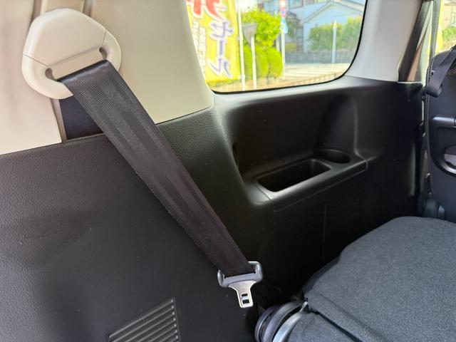 セレナ ハイウェイスターＳ－ＨＶアドバンスドセーフティパック　車検整備付き　フロントカメラ　３列　衝突軽減Ｂ　パワーステアリング　フルフラット　オートクルーズ　盗難防止装置　スマートキー　キーフリー　寒冷地仕様　アイドリングストップ　ＡＢＳ　サイドカメラ　ＰＷ（22枚目）