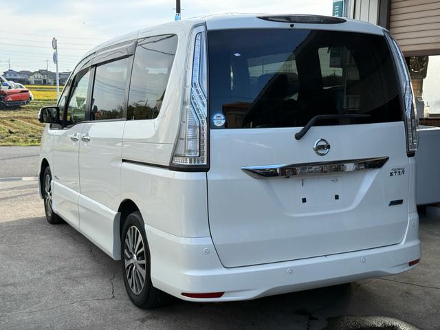 セレナ ハイウェイスターＳ－ＨＶアドバンスドセーフティパック　車検整備付き　フロントカメラ　３列　衝突軽減Ｂ　パワーステアリング　フルフラット　オートクルーズ　盗難防止装置　スマートキー　キーフリー　寒冷地仕様　アイドリングストップ　ＡＢＳ　サイドカメラ　ＰＷ（25枚目）