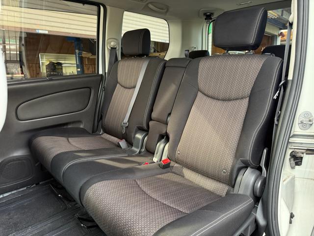 セレナ ハイウェイスターＳ－ＨＶアドバンスドセーフティパック　車検整備付き　フロントカメラ　３列　衝突軽減Ｂ　パワーステアリング　フルフラット　オートクルーズ　盗難防止装置　スマートキー　キーフリー　寒冷地仕様　アイドリングストップ　ＡＢＳ　サイドカメラ　ＰＷ（31枚目）
