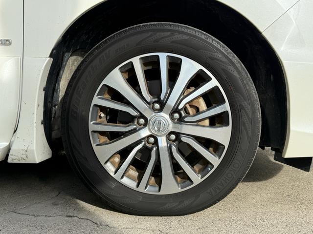 セレナ ハイウェイスターＳ－ＨＶアドバンスドセーフティパック　車検整備付き　フロントカメラ　３列　衝突軽減Ｂ　パワーステアリング　フルフラット　オートクルーズ　盗難防止装置　スマートキー　キーフリー　寒冷地仕様　アイドリングストップ　ＡＢＳ　サイドカメラ　ＰＷ（63枚目）